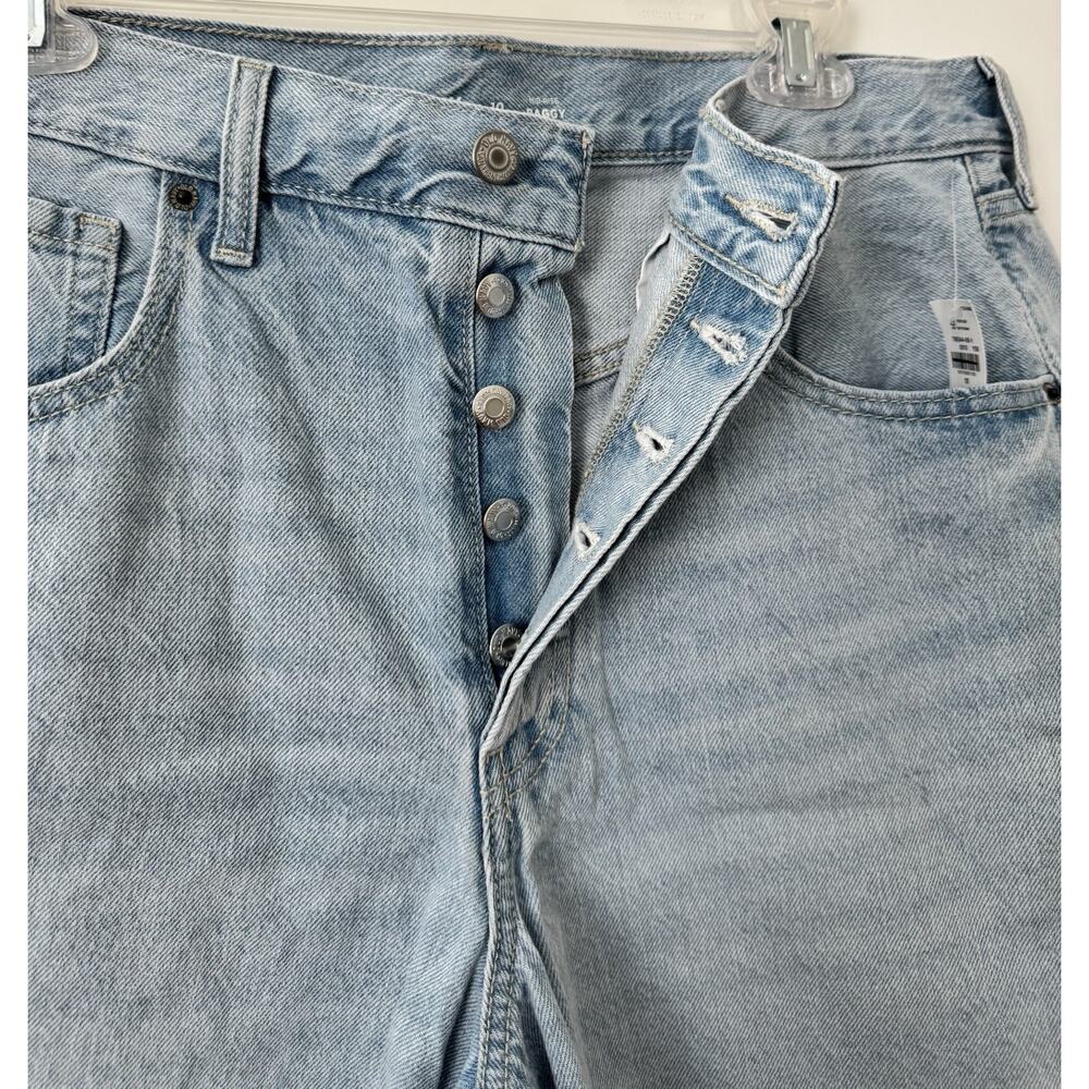 Old Navy Womens Mid Rise Baggy Cut Off Jean Bermuda Shorts Light Dip Size 10 NWT - Picture 4 of 5